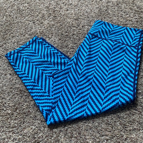 Workout leggings. - Picture 1 of 4